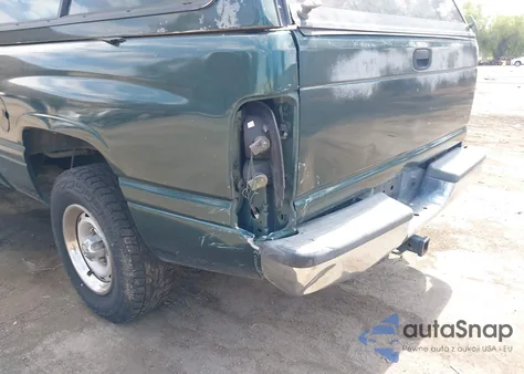 2000 Dodge Ram 1500 St z USA, uszkodzony, nr VIN 3B7HC13Y1YG106661